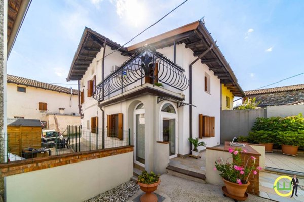 casa indipendente in vendita a Cassacco