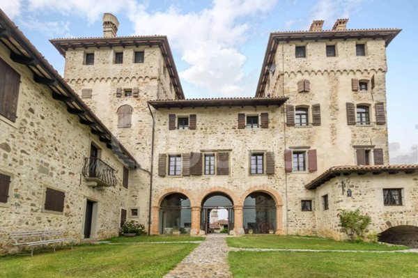 villa in vendita a Cassacco