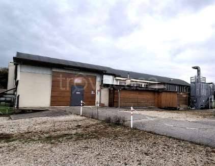 capannone in vendita a Cassacco in zona Raspano