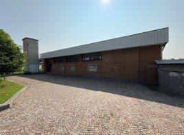 capannone in vendita a Cassacco in zona Raspano