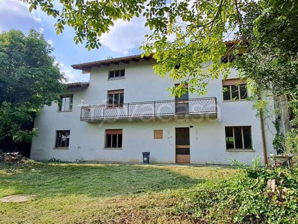 casa indipendente in vendita a Cassacco