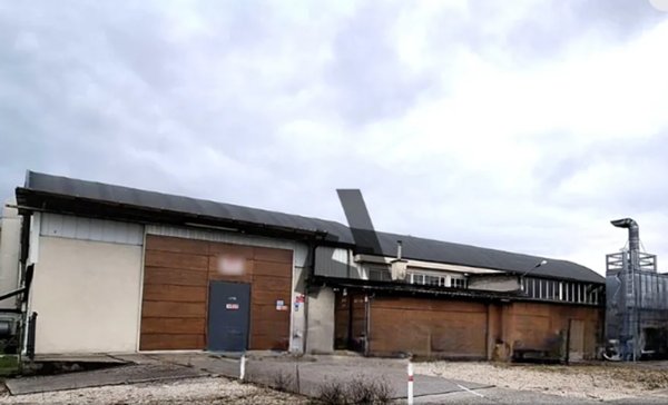 capannone in vendita a Cassacco