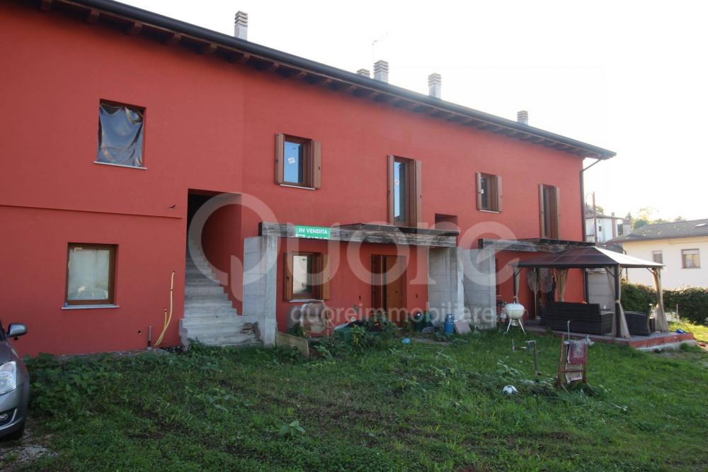 appartamento in vendita a Cassacco in zona Raspano