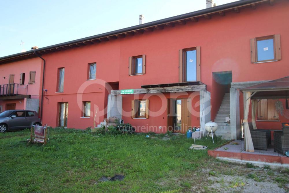 appartamento in vendita a Cassacco in zona Raspano