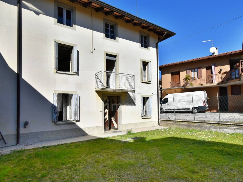 casa indipendente in vendita a Cassacco in zona Martinazzo