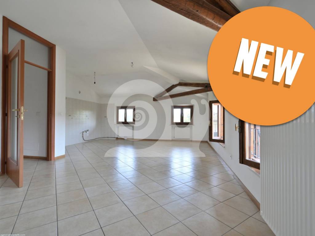 appartamento in vendita a Cassacco in zona Montegnacco