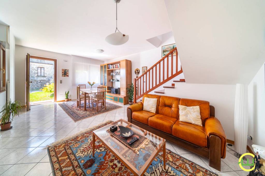 casa indipendente in vendita a Cassacco