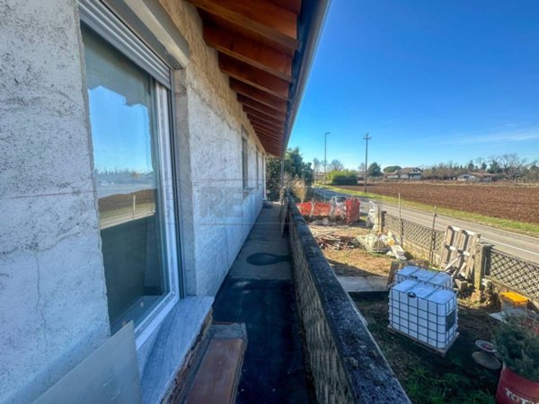 casa indipendente in vendita a Castions di Strada in zona Morsano di Strada