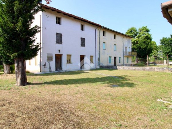 casa indipendente in vendita a Castions di Strada