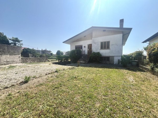 casa indipendente in vendita a Castions di Strada
