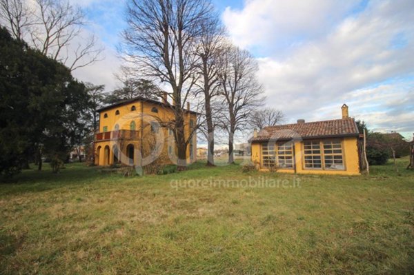 casa indipendente in vendita a Castions di Strada