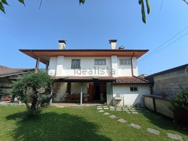 casa indipendente in vendita a Castions di Strada in zona Morsano di Strada