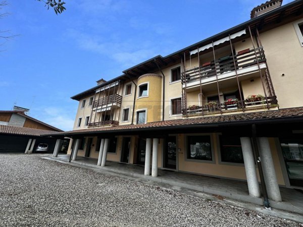 appartamento in vendita a Castions di Strada