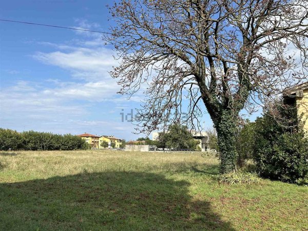 casa indipendente in vendita a Castions di Strada