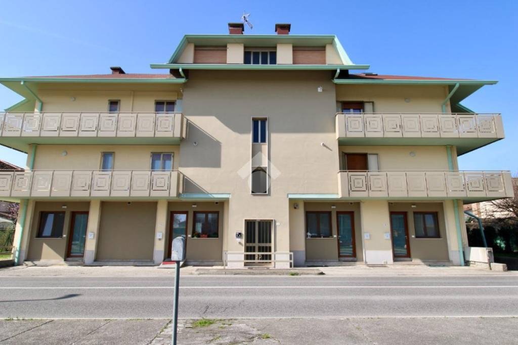 appartamento in vendita a Castions di Strada