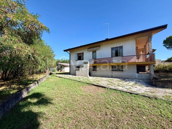 casa indipendente in vendita a Castions di Strada