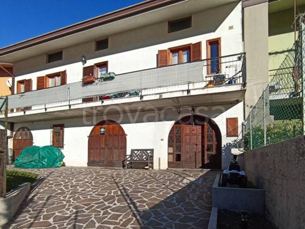 casa indipendente in vendita a Cavazzo Carnico
