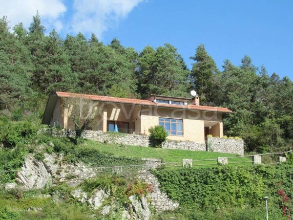 casa indipendente in vendita a Cavazzo Carnico