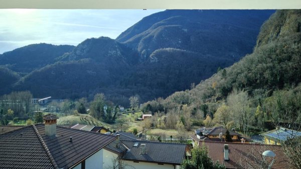 casa indipendente in vendita a Cavazzo Carnico in zona Somplago