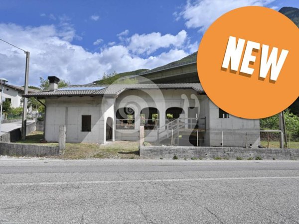 casa indipendente in vendita a Cavazzo Carnico in zona Somplago