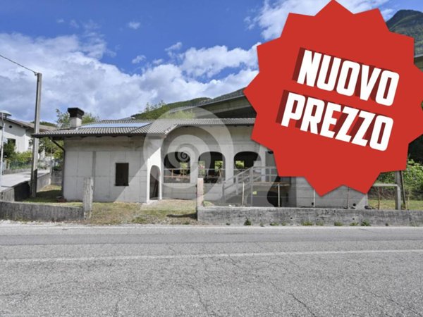 casa indipendente in vendita a Cavazzo Carnico in zona Somplago