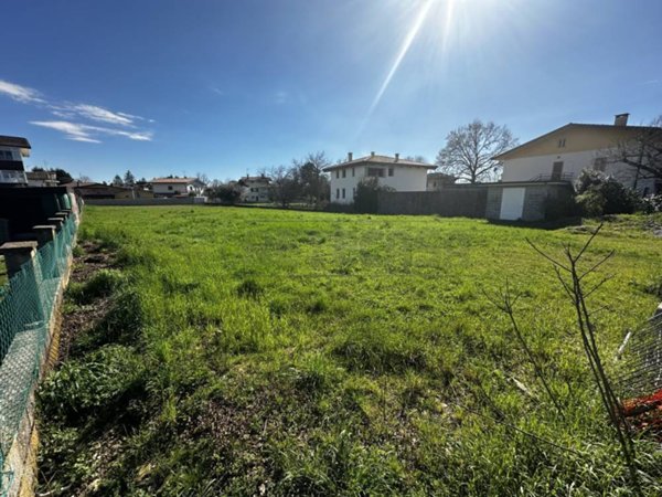 terreno edificabile in vendita a Cervignano del Friuli in zona Strassoldo