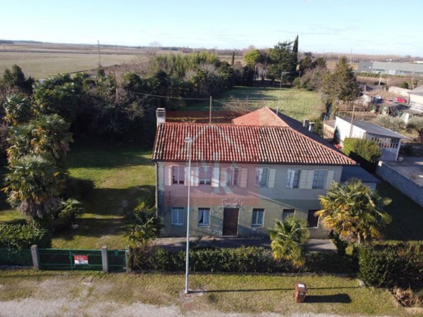 casa indipendente in vendita a Cervignano del Friuli