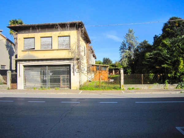 esavano in vendita a Cervignano del Friuli
