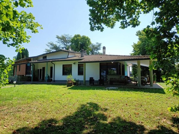 casa indipendente in vendita a Cervignano del Friuli