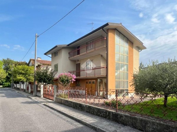 casa indipendente in vendita a Cervignano del Friuli
