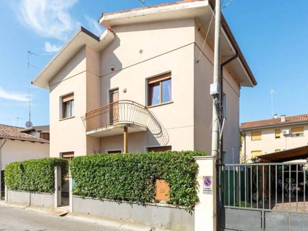 casa indipendente in vendita a Cervignano del Friuli
