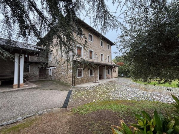 casa indipendente in vendita a Cervignano del Friuli in zona Strassoldo