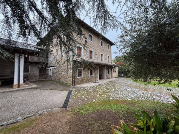 casa indipendente in vendita a Cervignano del Friuli in zona Strassoldo