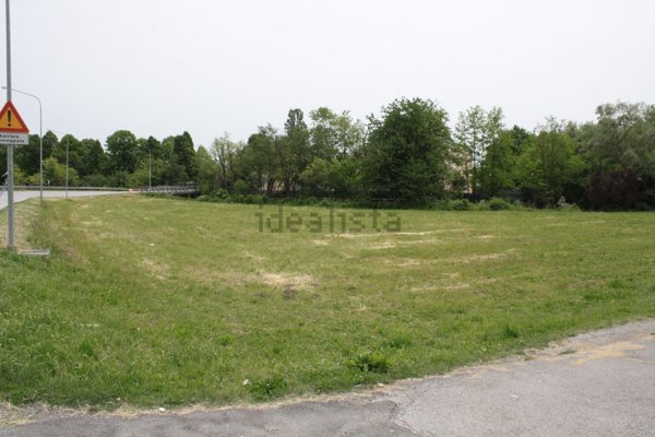 terreno edificabile in vendita a Cervignano del Friuli