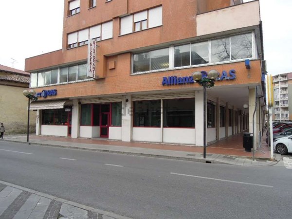 locale commerciale in vendita a Cervignano del Friuli