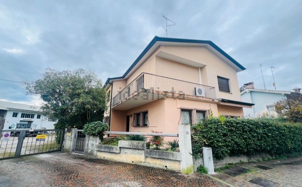 casa indipendente in vendita a Cervignano del Friuli