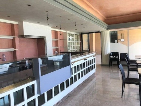 locale commerciale in vendita a Cervignano del Friuli