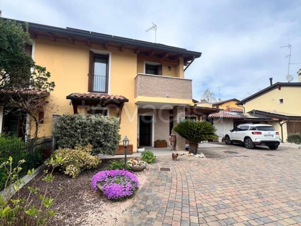 casa indipendente in vendita a Cervignano del Friuli