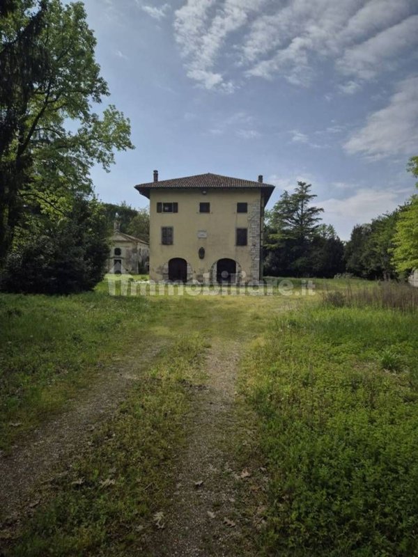villa in vendita a Cervignano del Friuli in zona Borgo Fornasir