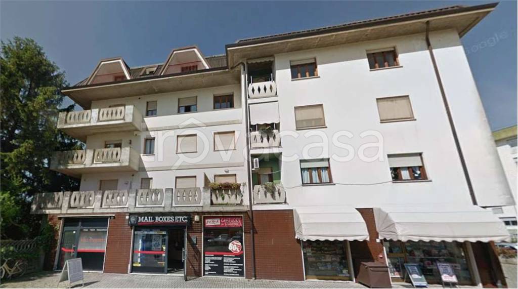 negozio in vendita a Cervignano del Friuli in zona Pradiziolo