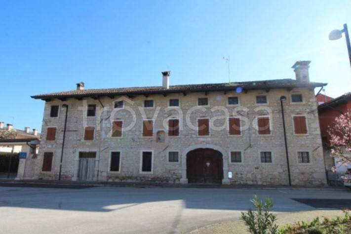 appartamento in vendita a Chiopris-Viscone
