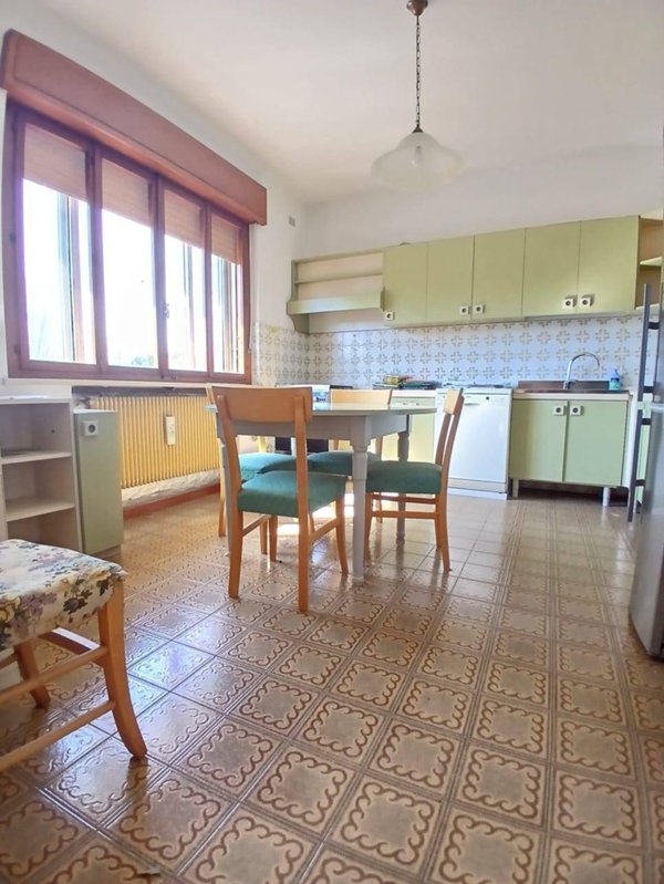 casa indipendente in vendita a Chiopris-Viscone
