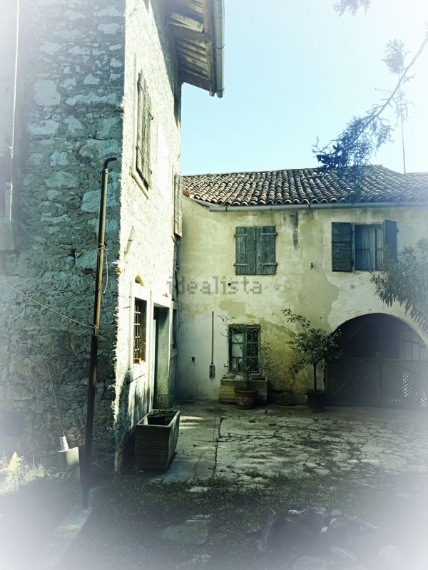 appartamento in vendita a Chiopris-Viscone