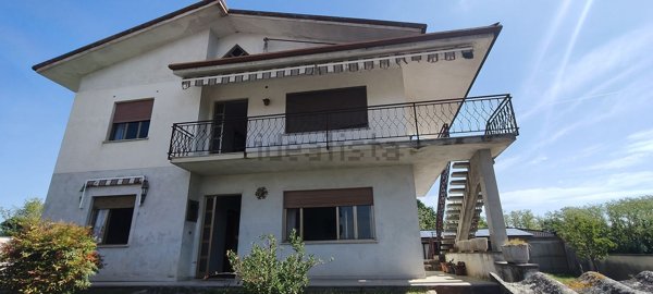 appartamento in vendita a Chiopris-Viscone
