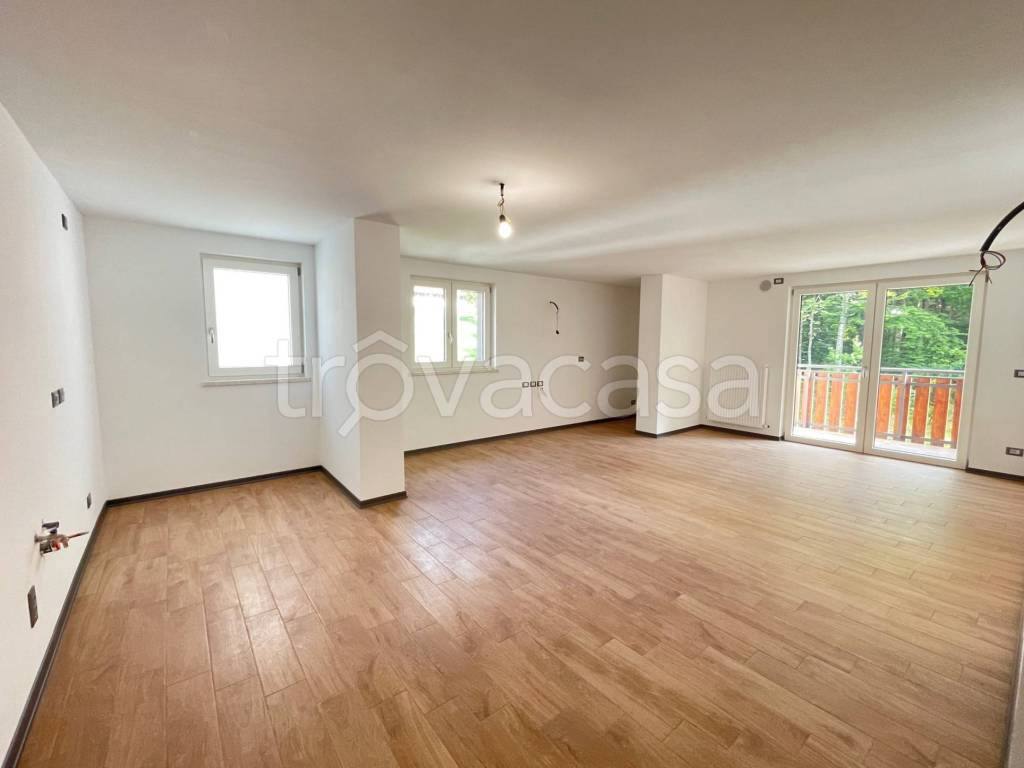 appartamento in vendita a Chiusaforte