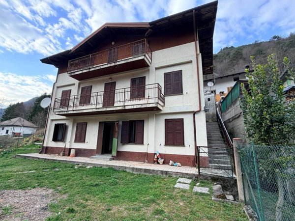 casa indipendente in vendita a Chiusaforte