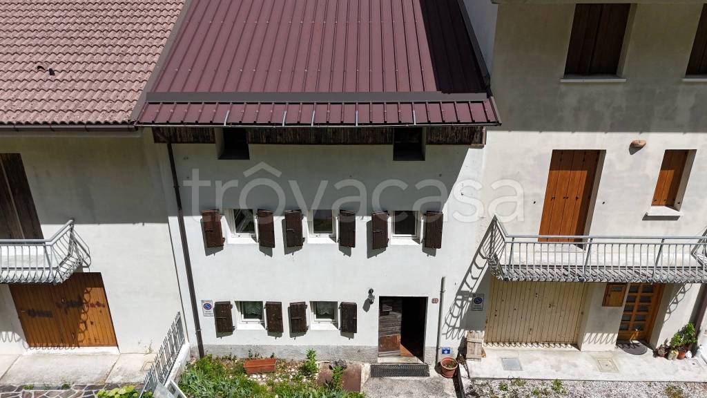 casa indipendente in vendita a Chiusaforte