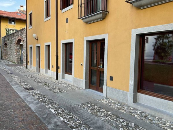 negozio in vendita a Cividale del Friuli