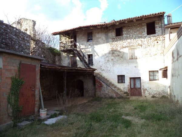 casa indipendente in vendita a Cividale del Friuli in zona Grupignano