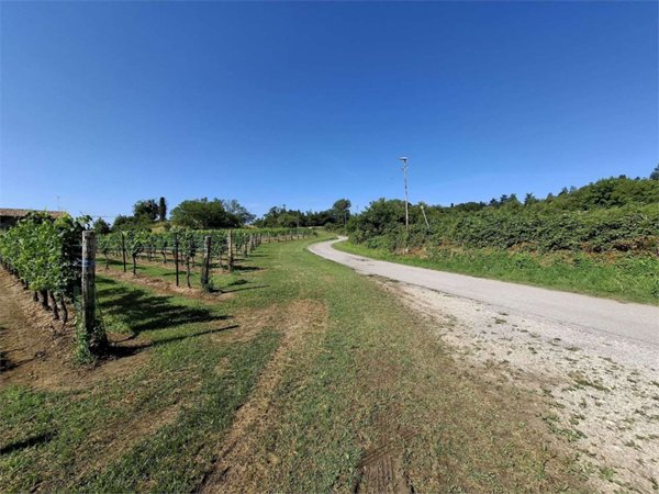 terreno edificabile in vendita a Cividale del Friuli